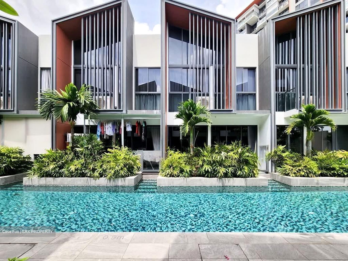 Affinity At Serangoon (D19), Terrace #527876401